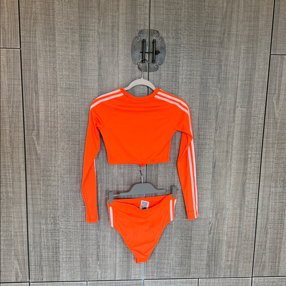 Adidas x Ivy Park Rash Guard Top & Bikini‎ Bottom - Picture 4 of 17